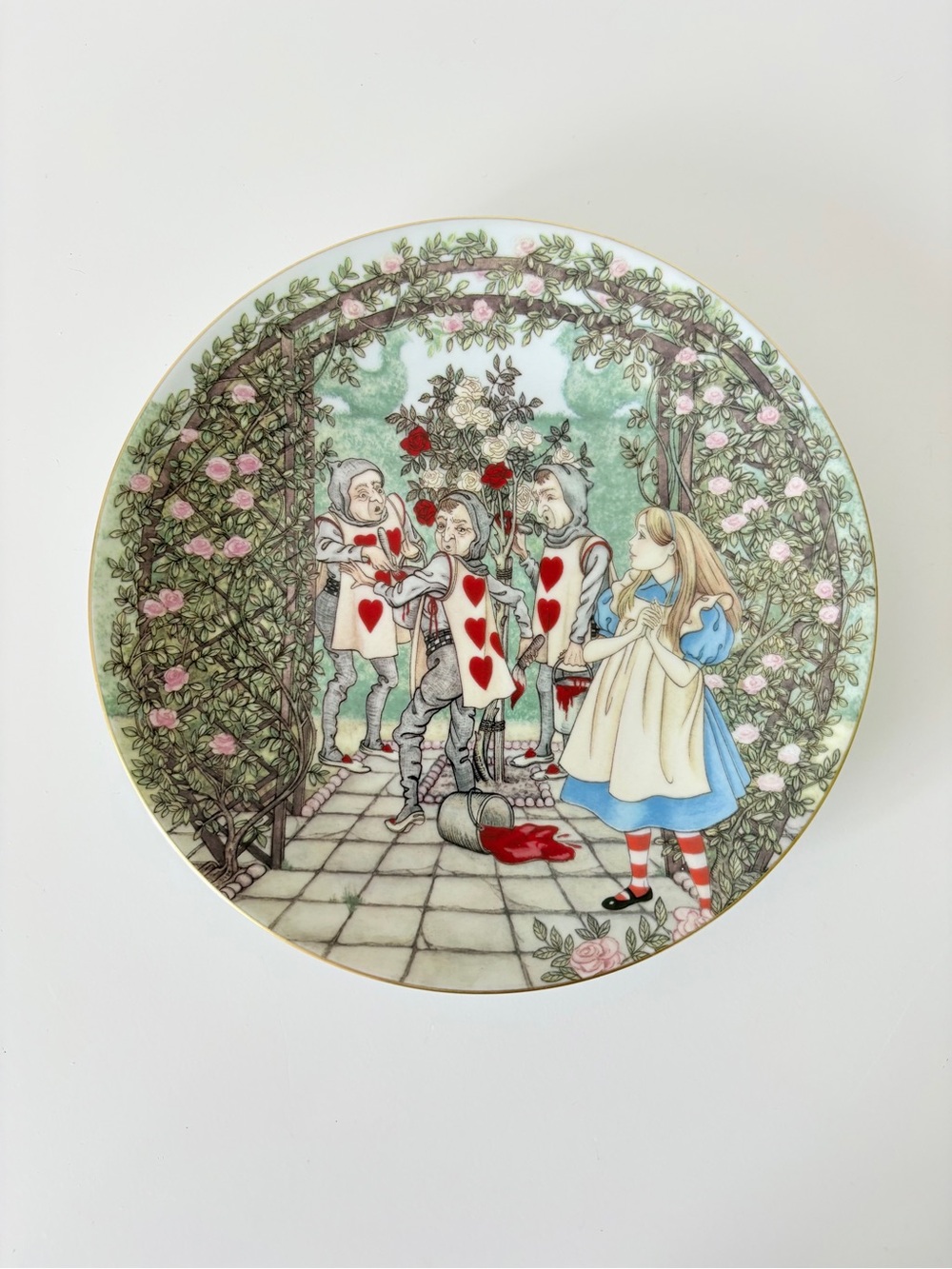 Limoges Alice In Wonderland Plate Sandy Nightingale Alice and the Roses